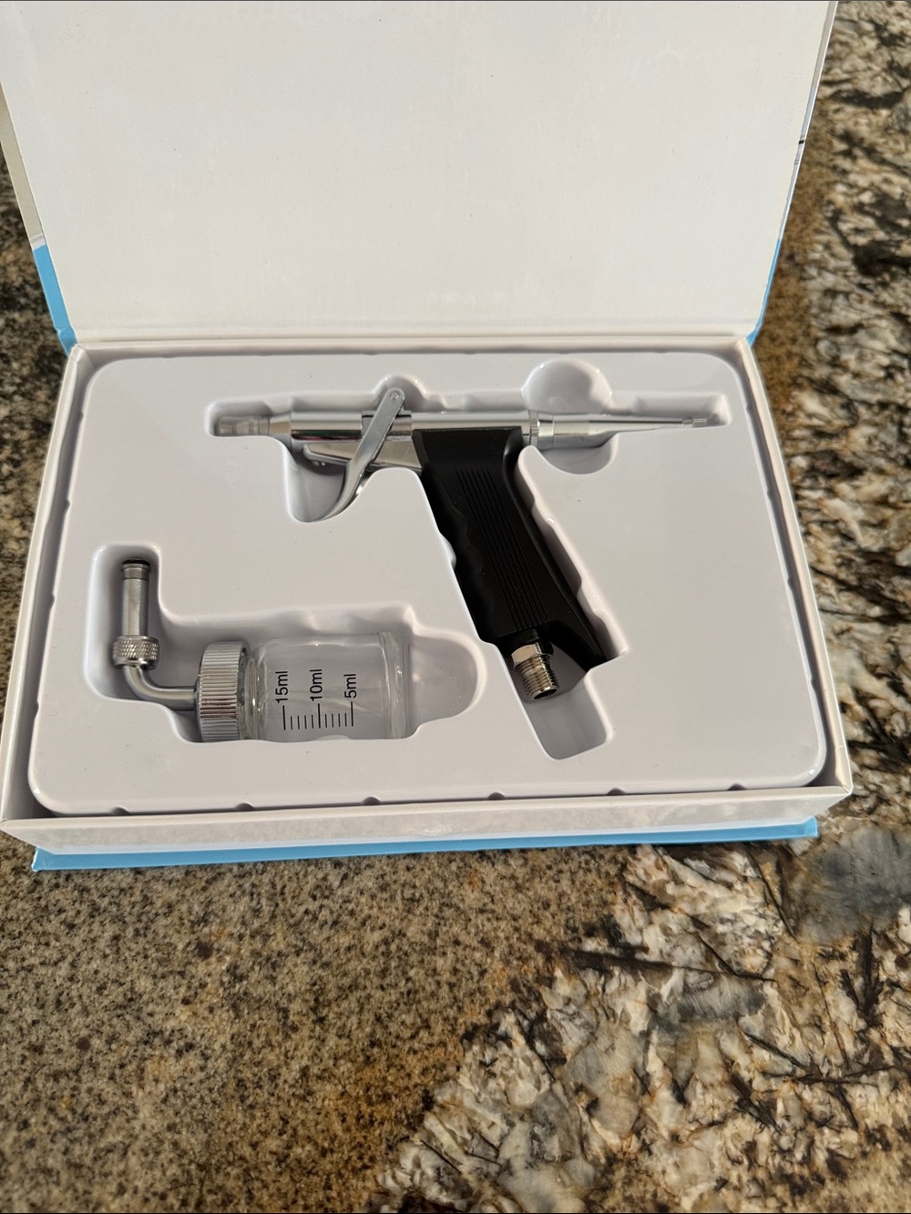 Oxygen Skin Care Spray Gun - Picture 2 of 2